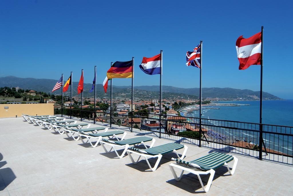 Piccolo Hotel Diano Marina Dış mekan fotoğraf