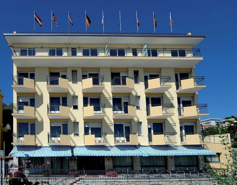 Piccolo Hotel Diano Marina Dış mekan fotoğraf