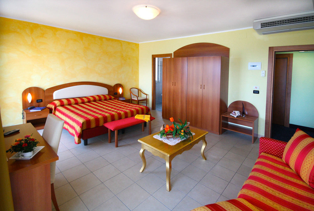 Piccolo Hotel Diano Marina Dış mekan fotoğraf