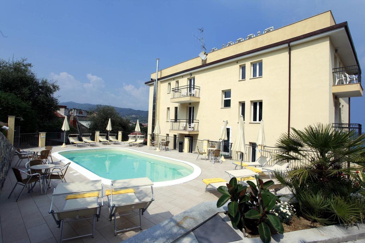 Piccolo Hotel Diano Marina Dış mekan fotoğraf